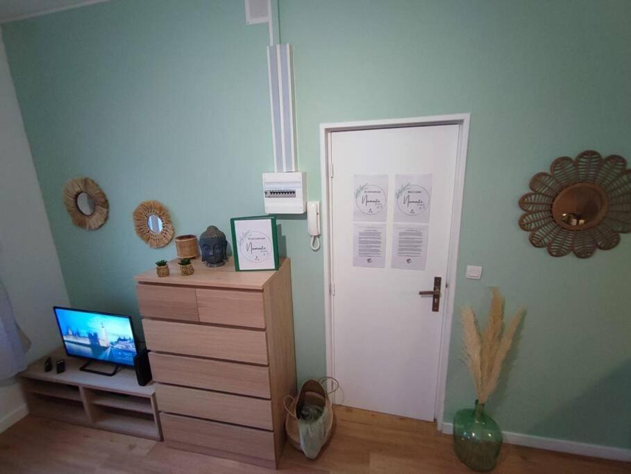 Namaste Studio By T&L Apartment Denain ภายนอก รูปภาพ